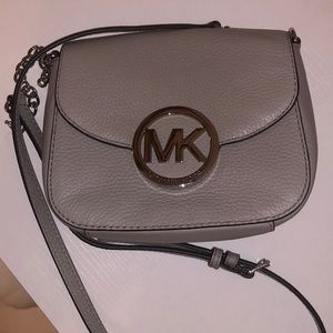 Michael Kors Pearl Gray Fulton crossbody purse